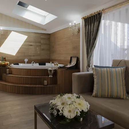 Отель Elysium 2*